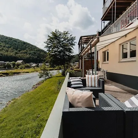 Met Zicht Op De Rivier De Semois En Eigen Balkon Apartament Vresse-sur-Semois