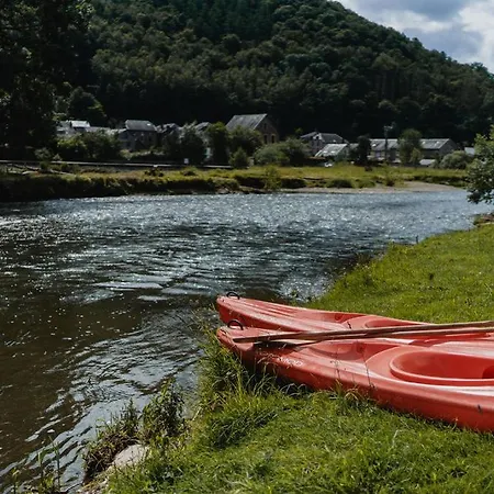 Apartament Met Zicht Op De Rivier De Semois En Eigen Balkon