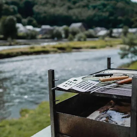 Met Zicht Op De Rivier De Semois En Eigen Balkon Appartamento Vresse-sur-Semois