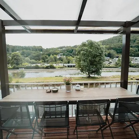 Apartmán Met Zicht Op De Rivier De Semois En Eigen Balkon